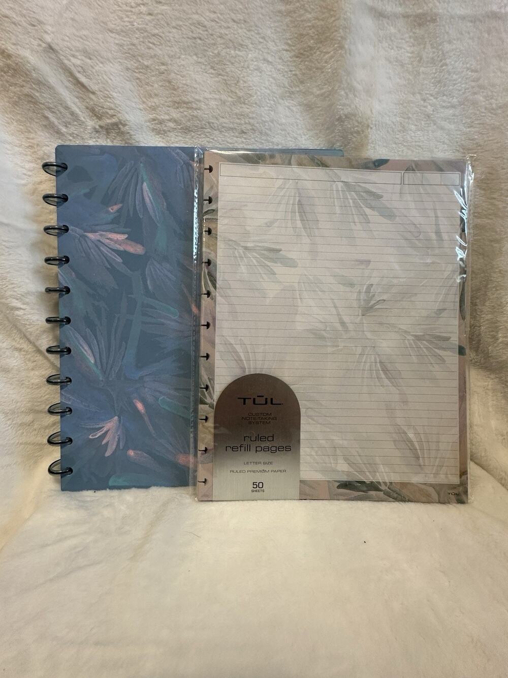 TUL bundle - notebook With Filler Paper And Sticky’s